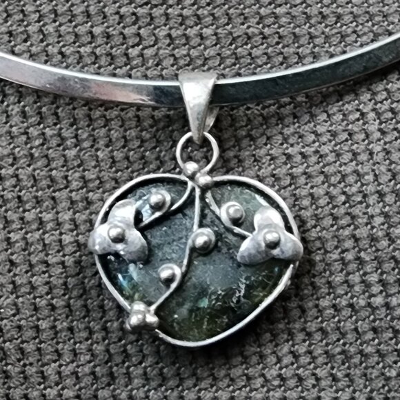 Etsy Floating Heart Bangle Necklace - Picture 6 of 15